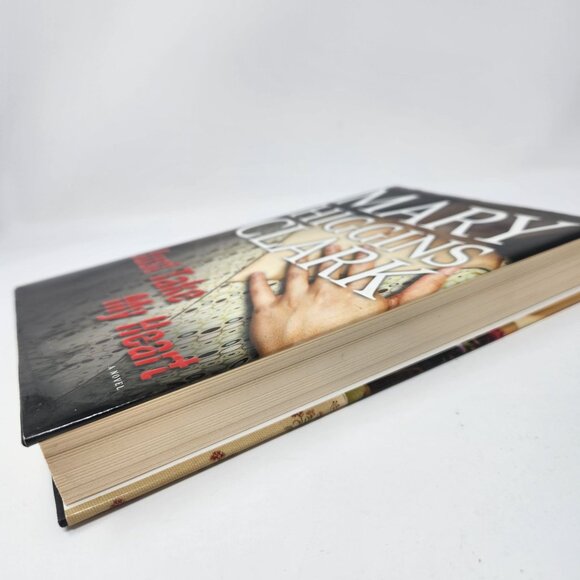 Just Take My Heart by Mary Higgins Clark Novel Hardcover, First Edition - Picture 5 of 7